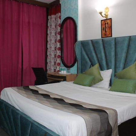 Awasthi Kozi Stays B&B - Closest To Vfs New Delhi Eksteriør billede