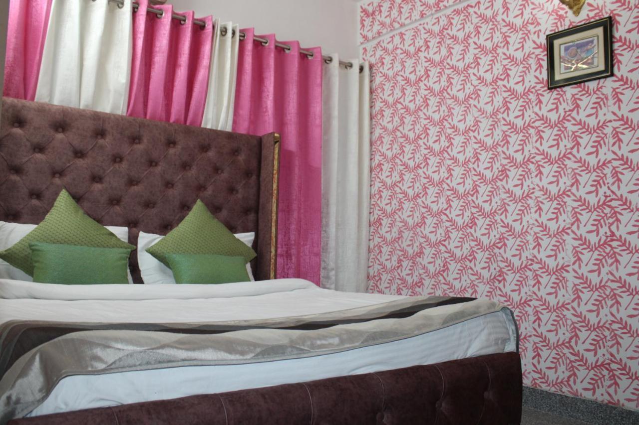 Awasthi Kozi Stays B&B - Closest To Vfs New Delhi Eksteriør billede