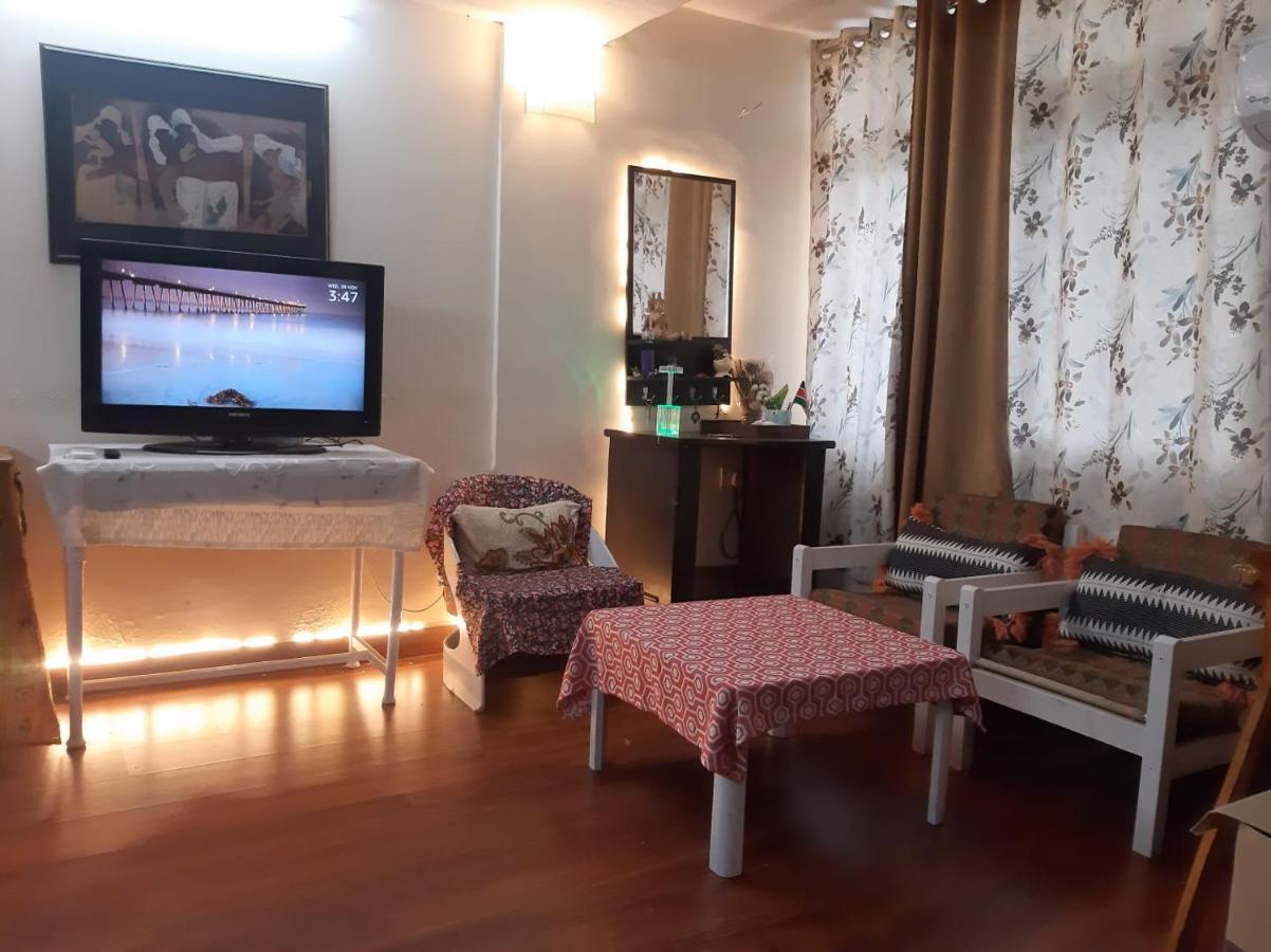 Awasthi Kozi Stays B&B - Closest To Vfs New Delhi Eksteriør billede
