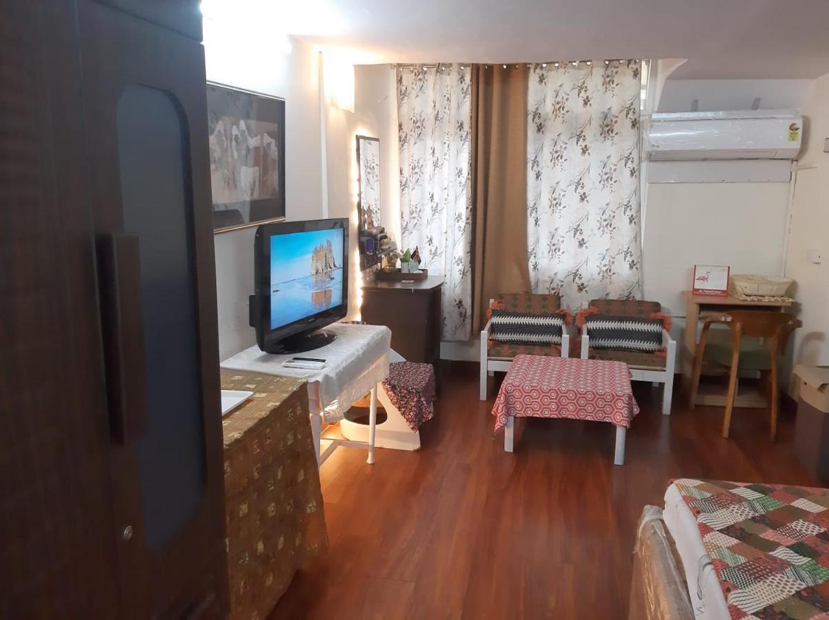 Awasthi Kozi Stays B&B - Closest To Vfs New Delhi Eksteriør billede