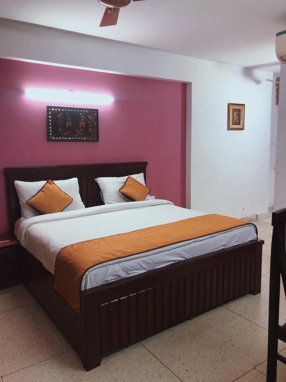 Awasthi Kozi Stays B&B - Closest To Vfs New Delhi Eksteriør billede